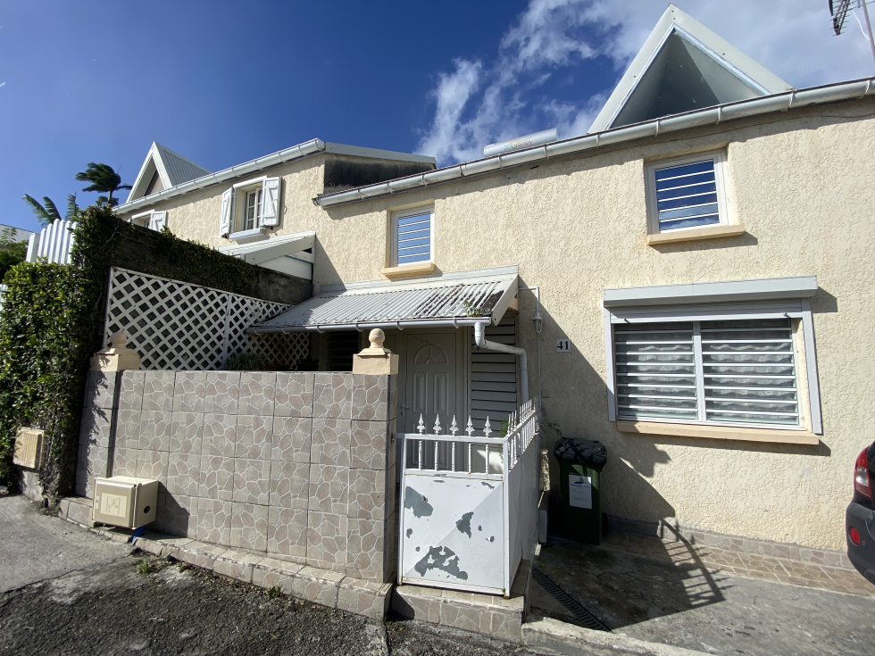 Vente SaintClaude Maison à acheter 155000 € avec 3 chambres à Saint